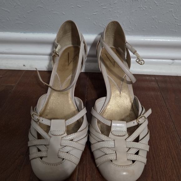 Shoes - Vintage Elegant Cream Strappy Heels